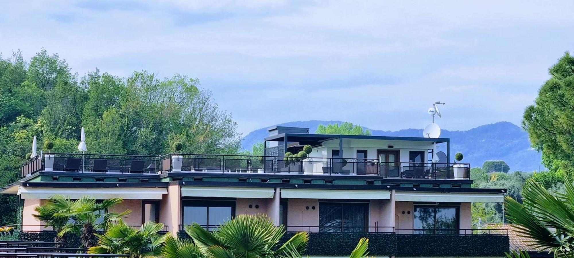 Residence Villalsole San Felice del Benaco Exterior photo